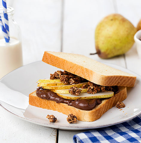 Panrico Com Côdea com creme de chocolate, pêra e granola